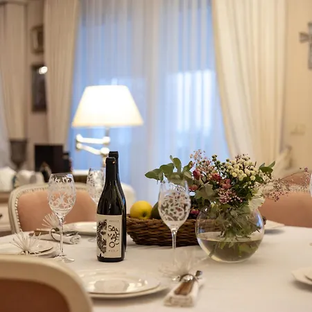 Luxury Znjan Apartment